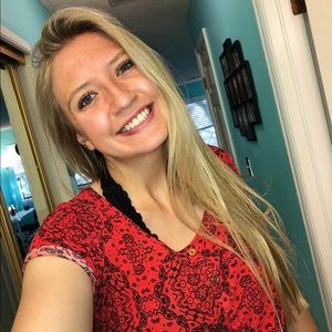 Meet your Posher, Annie